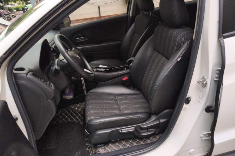 Used Honda Vezel 2017 1.8L CVT Front-Wheel Drive Pioneer Edition Left Front Seat