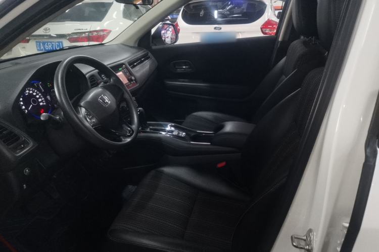 Used Honda Vezel 2017 1.8L CVT Front-Wheel Drive Pioneer Edition Left Front Seat