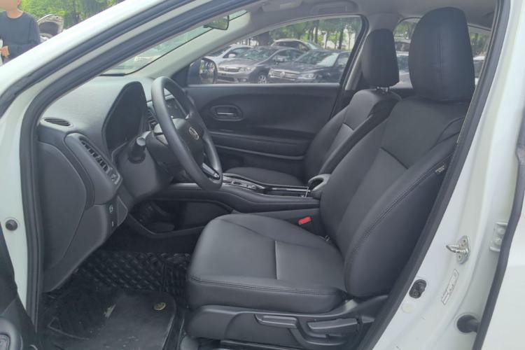 Used Honda Vezel 2017 1.5L CVT 2WD Comfort Model Left Front Seat