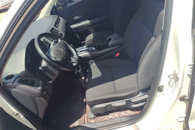 Used Honda Vezel 2017 1.5L CVT 2WD Comfort Model Left Front Seat