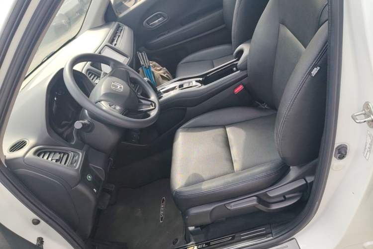 Used Honda Vezel 2017 1.8L CVT Front-Wheel Drive Pioneer Edition Left Front Seat