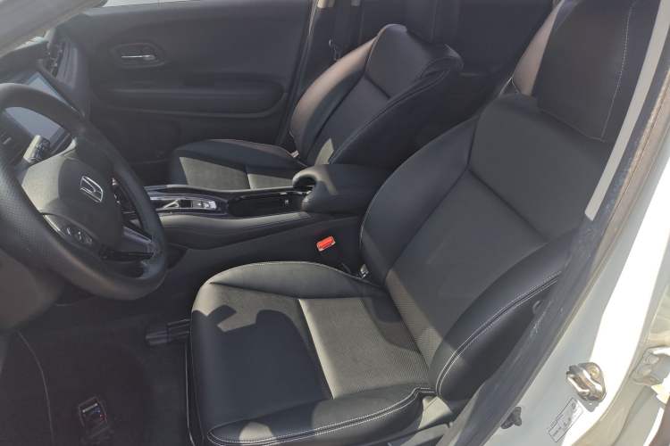 Used Honda Vezel 2017 1.5L CVT 2WD Comfort Model Left Front Seat