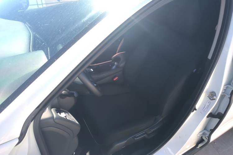 Used Honda Vezel 2017 1.5L CVT 2WD Comfort Model Left Front Seat