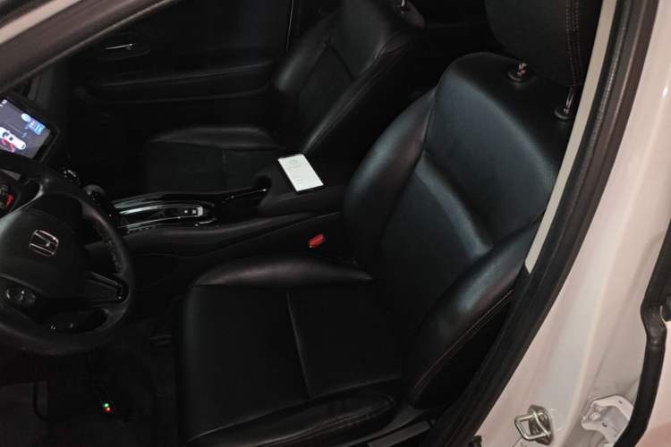 Used Honda Vezel 2017 1.5L CVT 2WD Comfort Model Left Front Seat