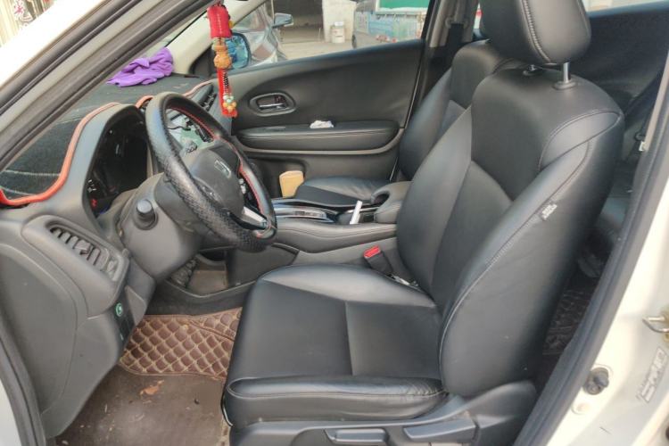 Used Honda Vezel 2017 1.8L CVT Front-Wheel Drive Pioneer Edition Left Front Seat