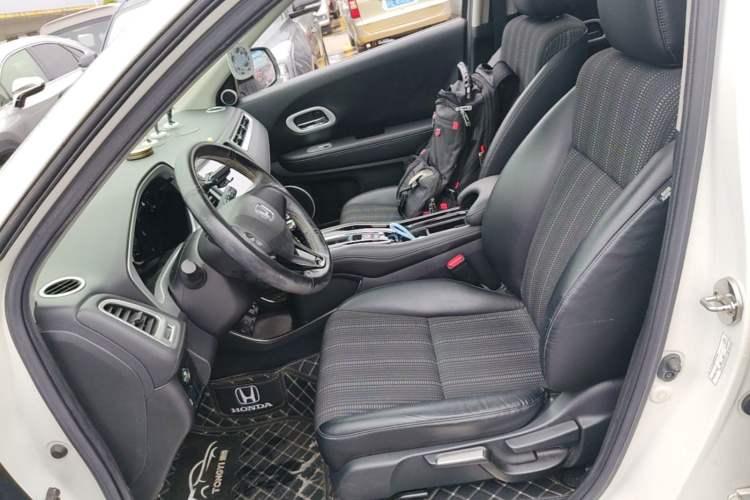 Used Honda Vezel 2017 1.8L CVT Front-Wheel Drive Pioneer Edition Left Front Seat