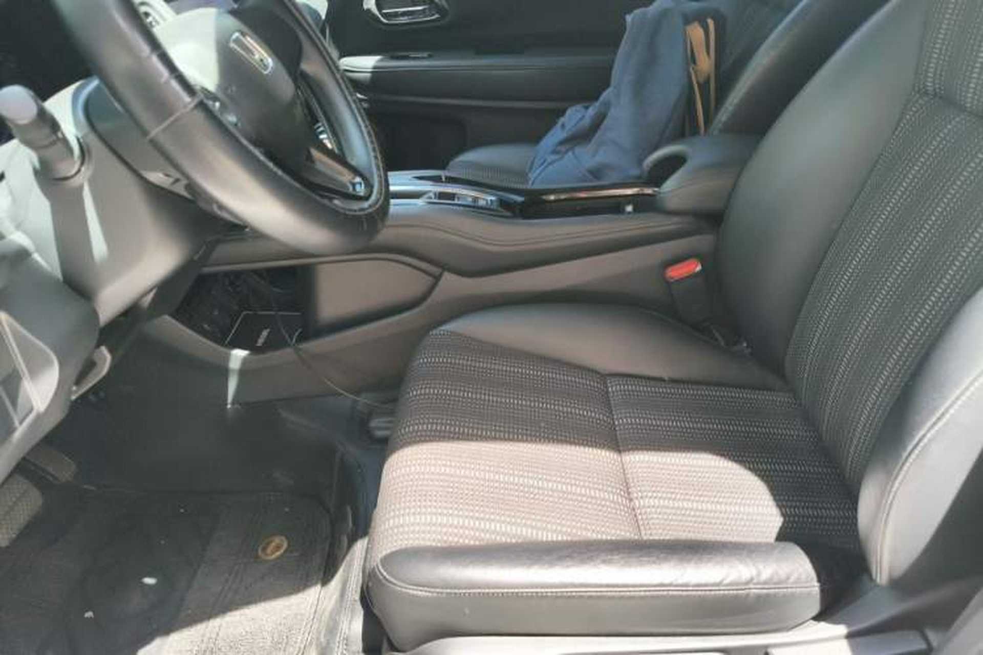 Used Honda Vezel 2017 1.8L CVT Front-Wheel Drive Pioneer Edition Left Front Seat