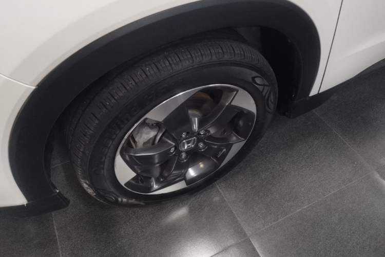 Used Honda Vezel 2017 1.8L CVT Front-Wheel Drive Pioneer Edition Left Front Wheel Hub