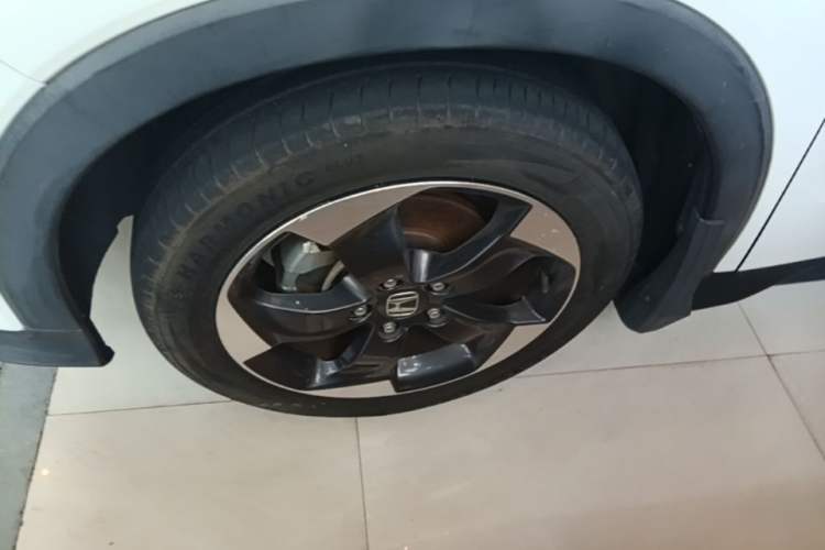 Used Honda Vezel 2017 1.8L CVT Front-Wheel Drive Pioneer Edition Left Front Wheel Hub