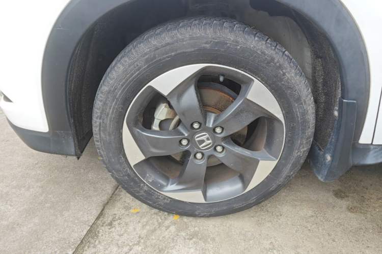 Used Honda Vezel 2017 1.8L CVT Front-Wheel Drive Pioneer Edition Left Front Wheel Hub