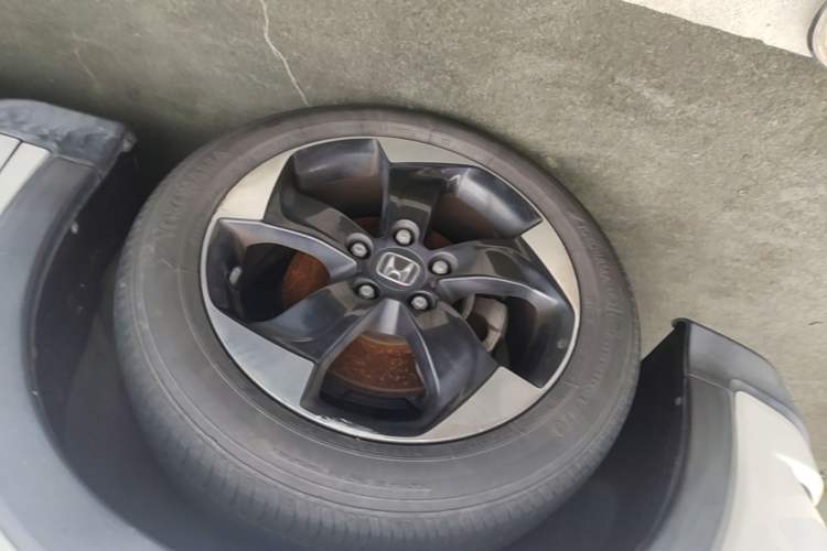 Used Honda Vezel 2017 1.8L CVT Front-Wheel Drive Pioneer Edition Left Front Wheel Hub