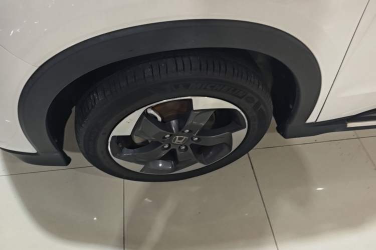 Used Honda Vezel 2017 1.8L CVT Front-Wheel Drive Pioneer Edition Left Front Wheel Hub
