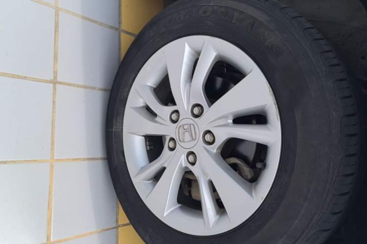 Used Honda Vezel 2017 1.5L CVT 2WD Comfort Model Left Front Wheel Hub