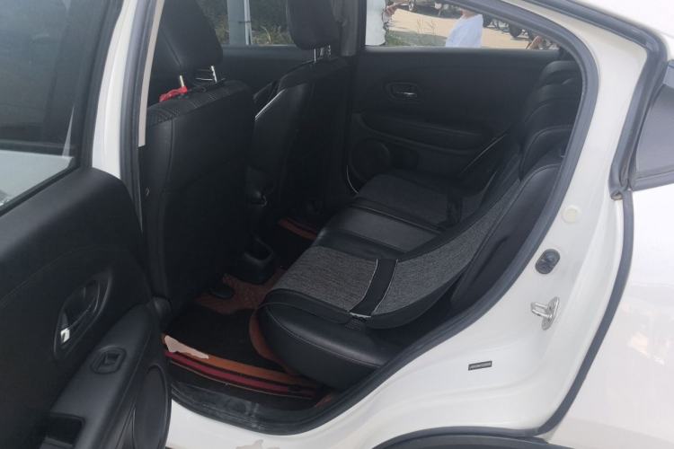 Used Honda Vezel 2017 1.8L CVT Front-Wheel Drive Pioneer Edition Left Rear Seat