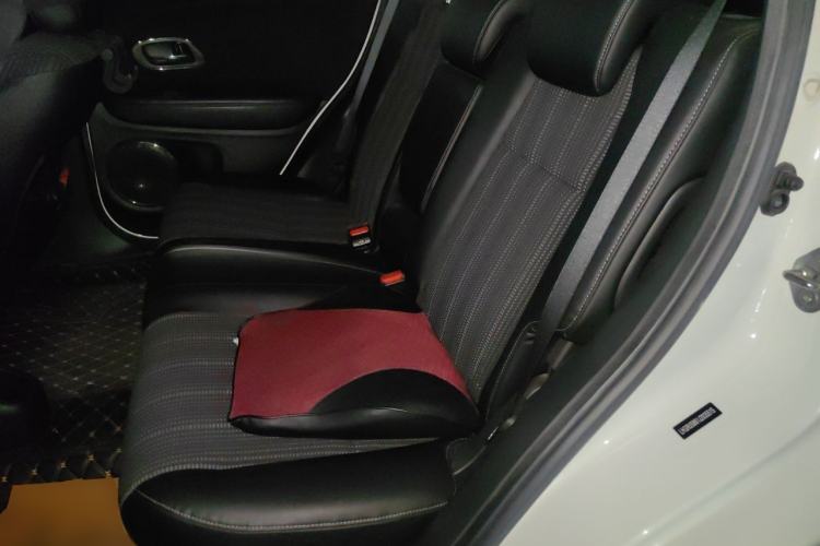 Used Honda Vezel 2017 1.8L CVT Two-Wheel Drive Luxury Model Left Rear Seat
