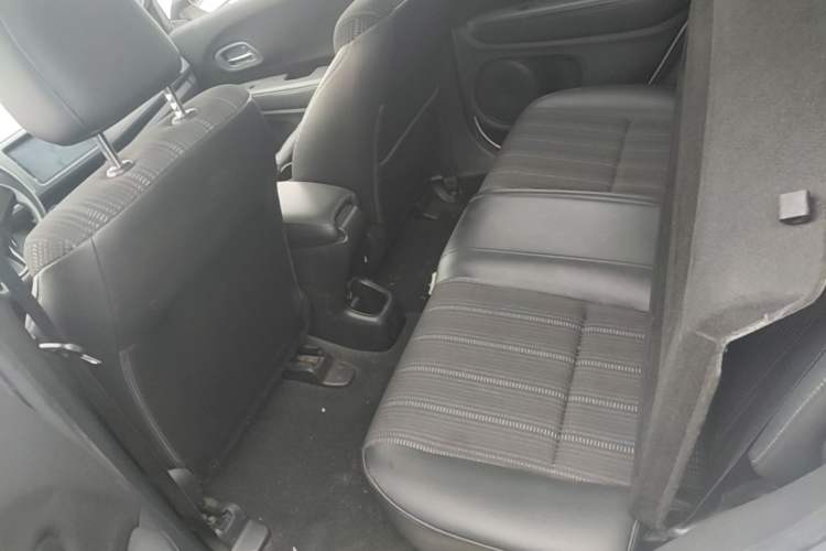 Used Honda Vezel 2017 1.8L CVT Front-Wheel Drive Pioneer Edition Left Rear Seat