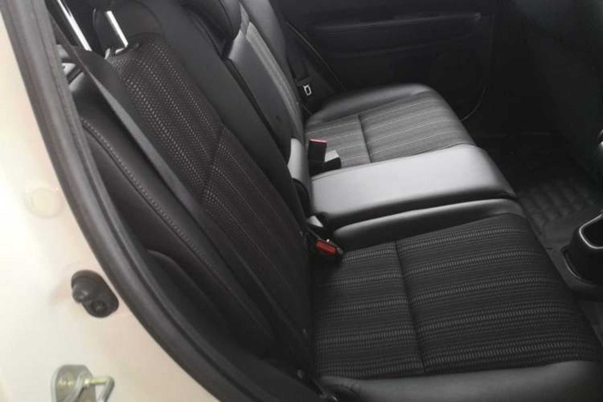 Used Honda Vezel 2017 1.8L CVT Front-Wheel Drive Pioneer Edition Left Rear Seat