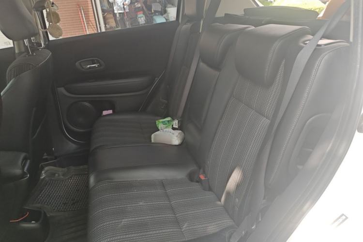 Used Honda Vezel 2017 1.8L CVT Front-Wheel Drive Pioneer Edition Left Rear Seat