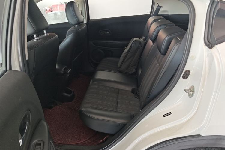 Used Honda Vezel 2017 1.8L CVT Front-Wheel Drive Pioneer Edition Left Rear Seat