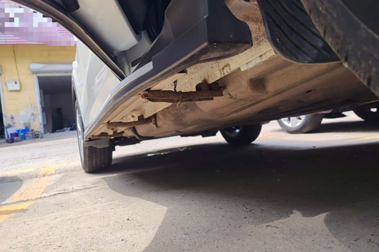 Used Honda Vezel 2017 1.5L CVT 2WD Comfort Model Left Side Sill