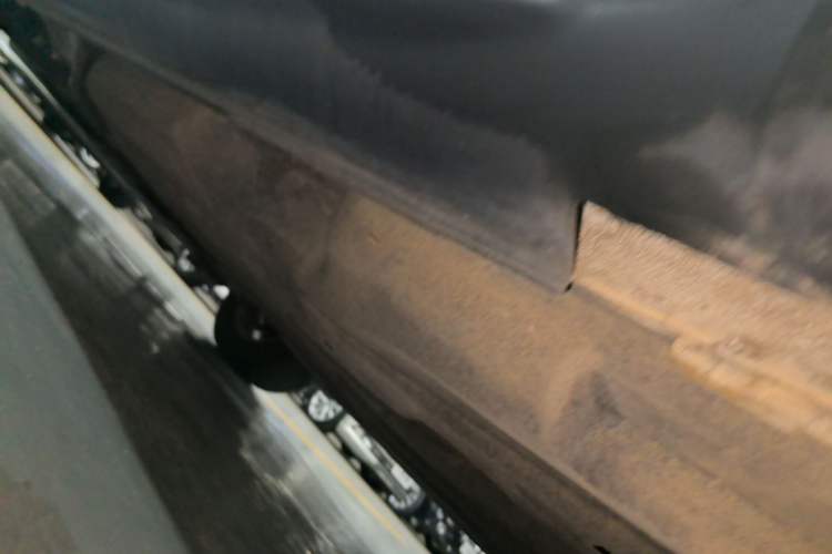 Used Honda Vezel 2017 1.5L CVT 2WD Comfort Model Left Side Sill