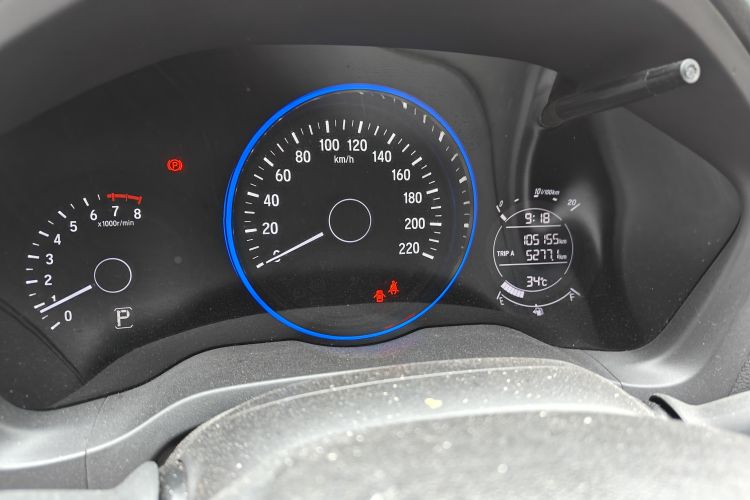 Used Honda Vezel 2017 1.5L CVT 2WD Comfort Model Odometer Close Up