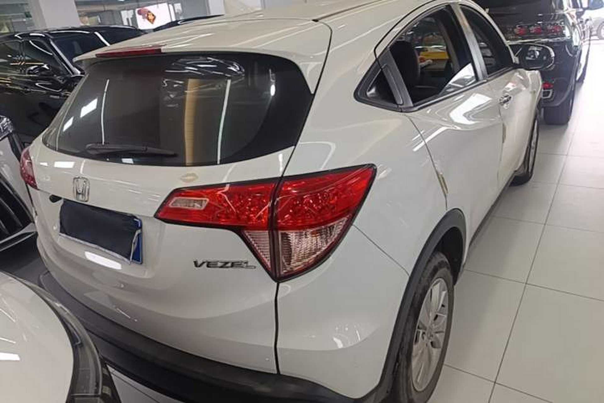 Used Honda Vezel 2017 1.5L CVT 2WD Comfort Model Rear