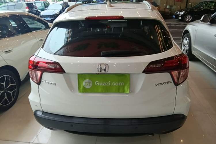 Used Honda Vezel 2017 1.8L CVT Front-Wheel Drive Pioneer Edition Rear