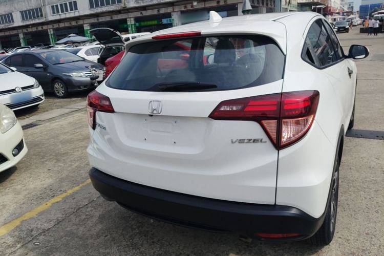 Used Honda Vezel 2017 1.8L CVT Front-Wheel Drive Pioneer Edition Rear