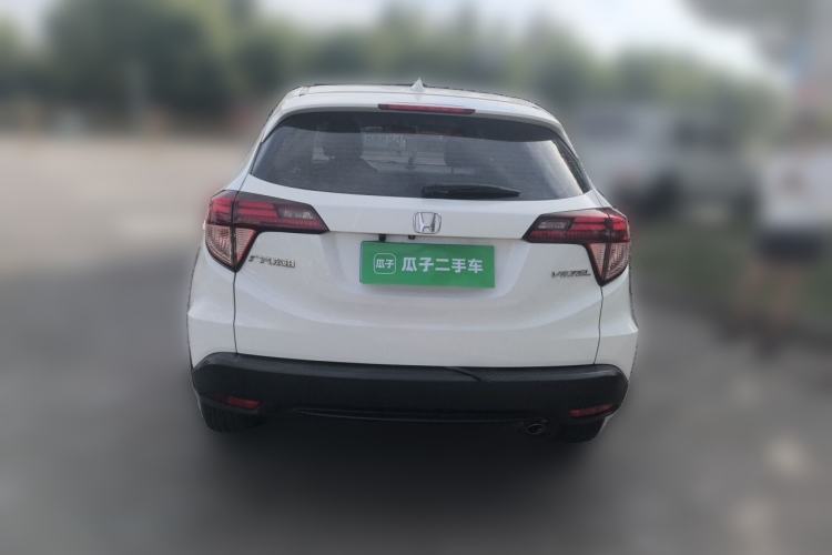 Used Honda Vezel 2017 1.8L CVT Front-Wheel Drive Pioneer Edition Rear