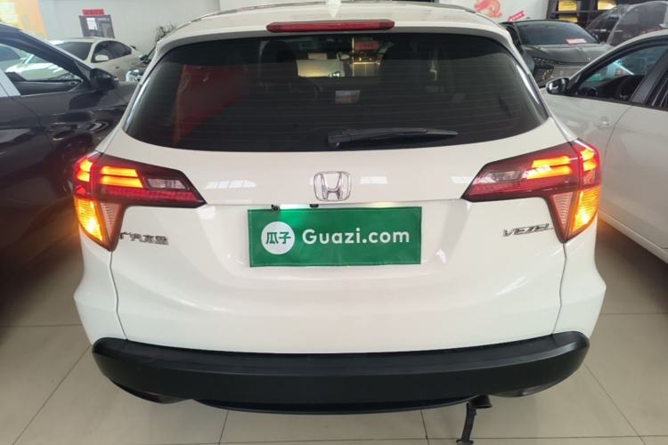 Used Honda Vezel 2017 1.8L CVT Front-Wheel Drive Pioneer Edition Rear