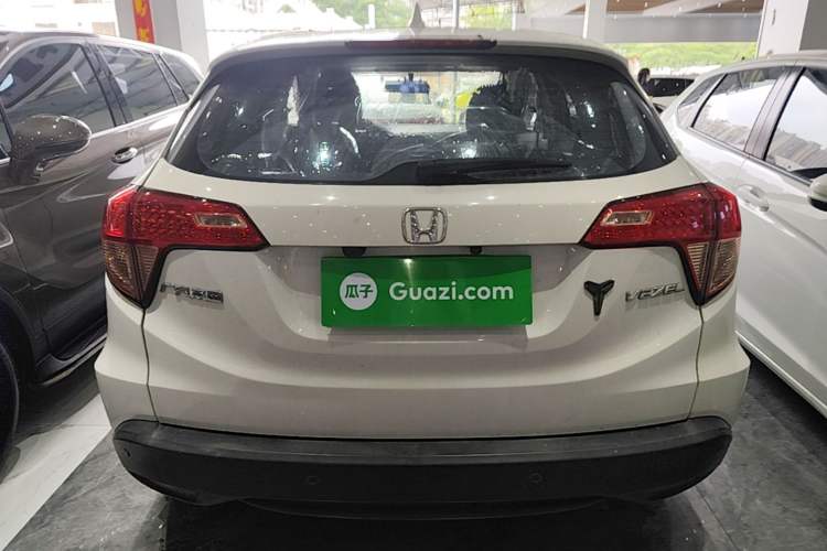 Used Honda Vezel 2017 1.5L CVT 2WD Comfort Model Rear