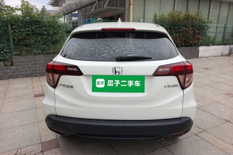 Used Honda Vezel 2017 1.8L CVT Front-Wheel Drive Pioneer Edition Rear