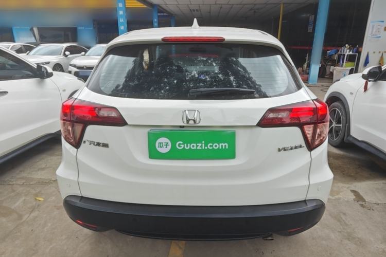 Used Honda Vezel 2017 1.8L CVT Front-Wheel Drive Pioneer Edition Rear