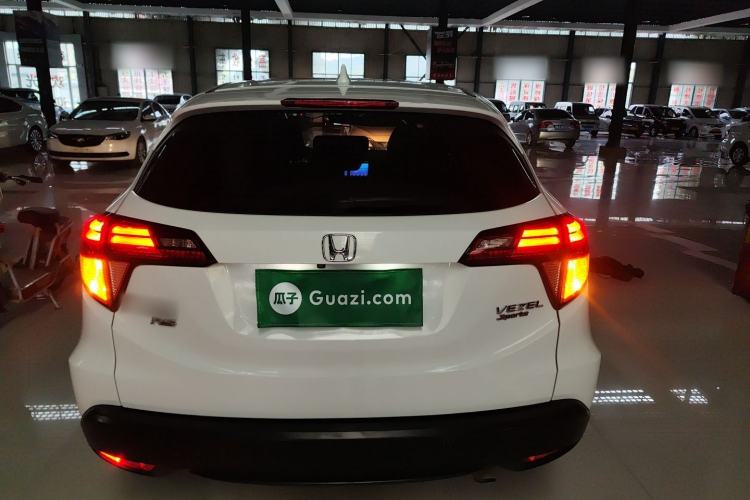 Used Honda Vezel 2017 1.8L CVT Front-Wheel Drive Pioneer Edition Rear