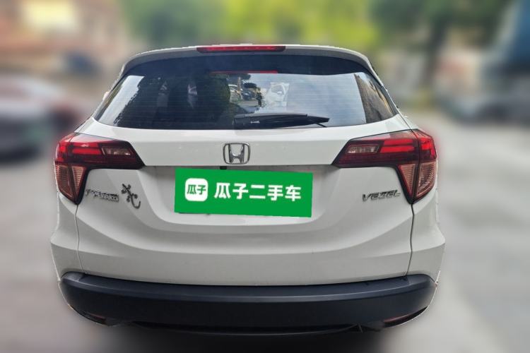 Used Honda Vezel 2017 1.8L CVT Front-Wheel Drive Pioneer Edition Rear