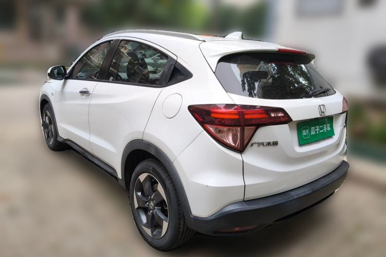 Used Honda Vezel 2017 1.8L CVT Front-Wheel Drive Pioneer Edition Rear Left 45 Deg