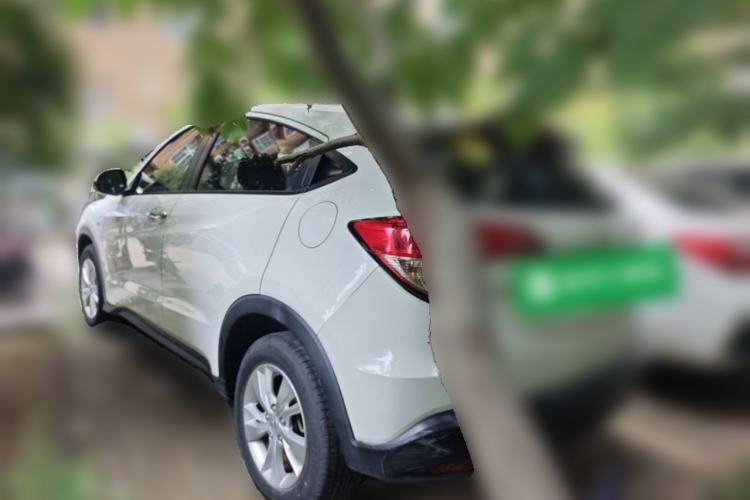 Used Honda Vezel 2017 1.5L CVT 2WD Comfort Model Rear Left 45 Deg