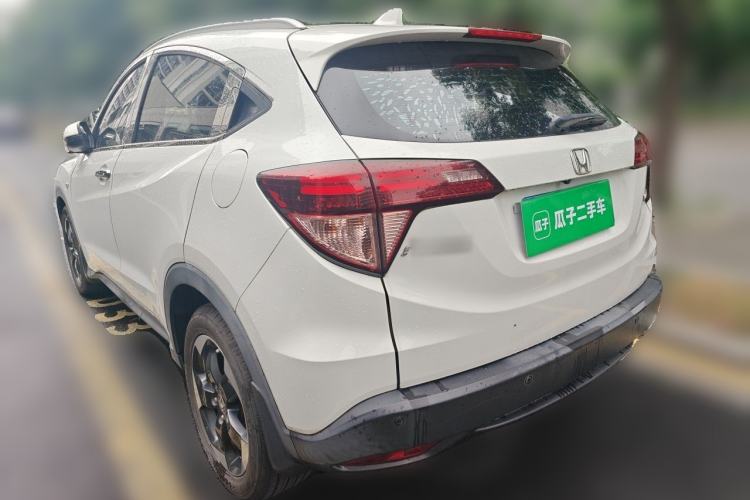 Used Honda Vezel 2017 1.8L CVT Front-Wheel Drive Pioneer Edition Rear Left 45 Deg