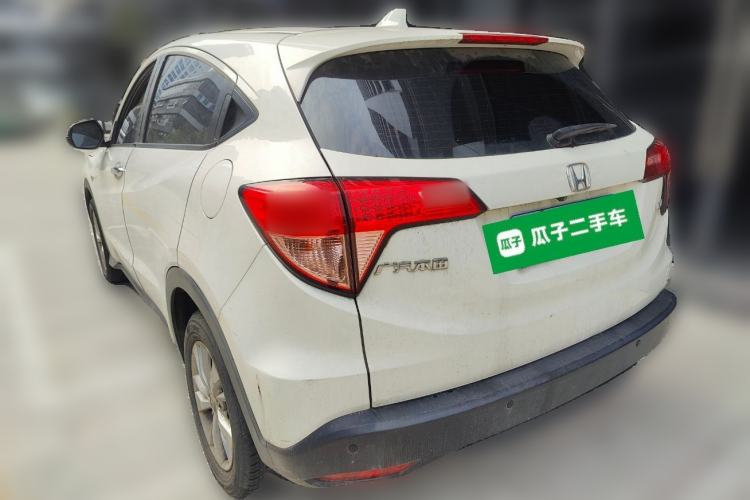 Used Honda Vezel 2017 1.5L CVT 2WD Comfort Model Rear Left 45 Deg