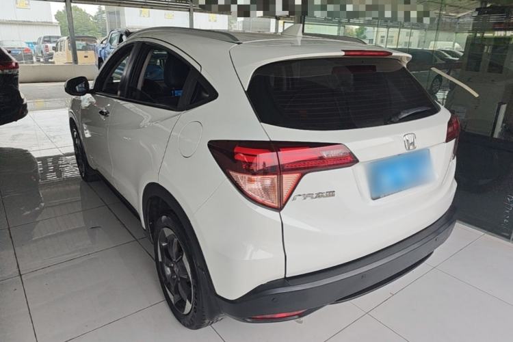 Used Honda Vezel 2017 1.8L CVT Front-Wheel Drive Pioneer Edition Rear Left 45 Deg