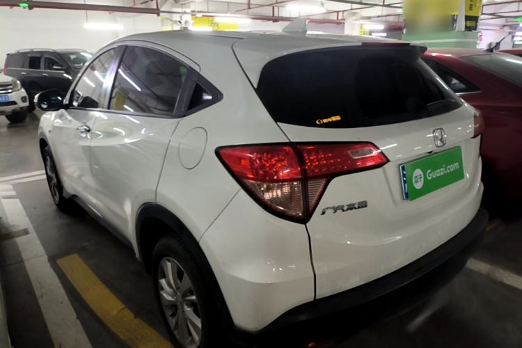 Used Honda Vezel 2017 1.5L CVT 2WD Comfort Model Rear Left 45 Deg