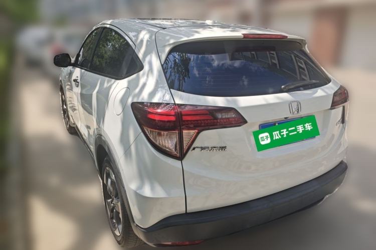 Used Honda Vezel 2017 1.8L CVT Front-Wheel Drive Pioneer Edition Rear Left 45 Deg