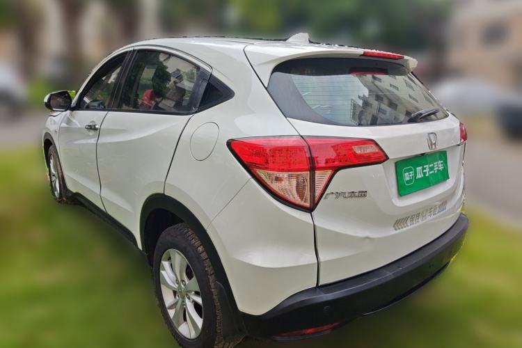 Used Honda Vezel 2017 1.5L CVT 2WD Comfort Model Rear Left 45 Deg