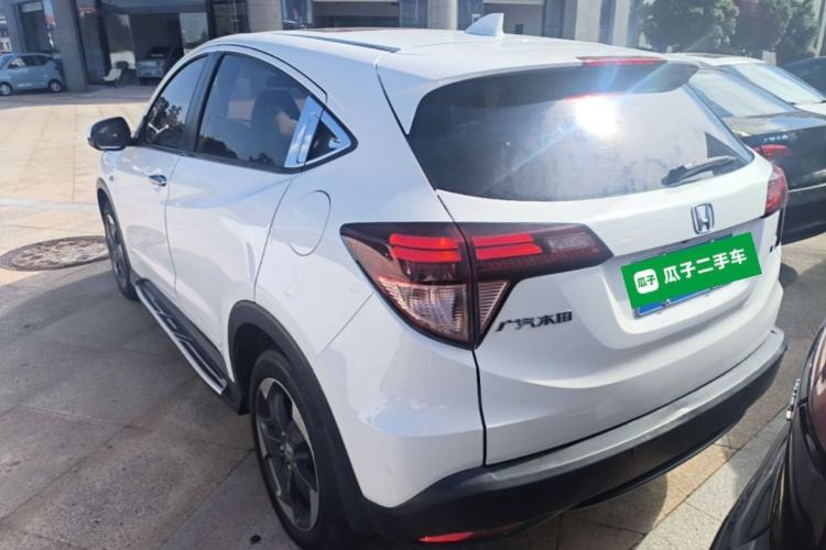 Used Honda Vezel 2017 1.8L CVT Front-Wheel Drive Pioneer Edition Rear Left 45 Deg