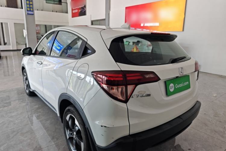 Used Honda Vezel 2017 1.8L CVT Front-Wheel Drive Pioneer Edition Rear Left 45 Deg