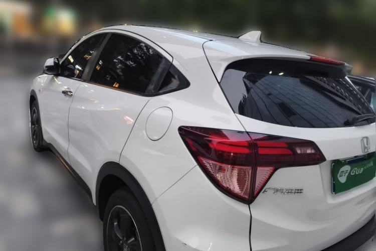 Used Honda Vezel 2017 1.8L CVT Front-Wheel Drive Pioneer Edition Rear Left 45 Deg