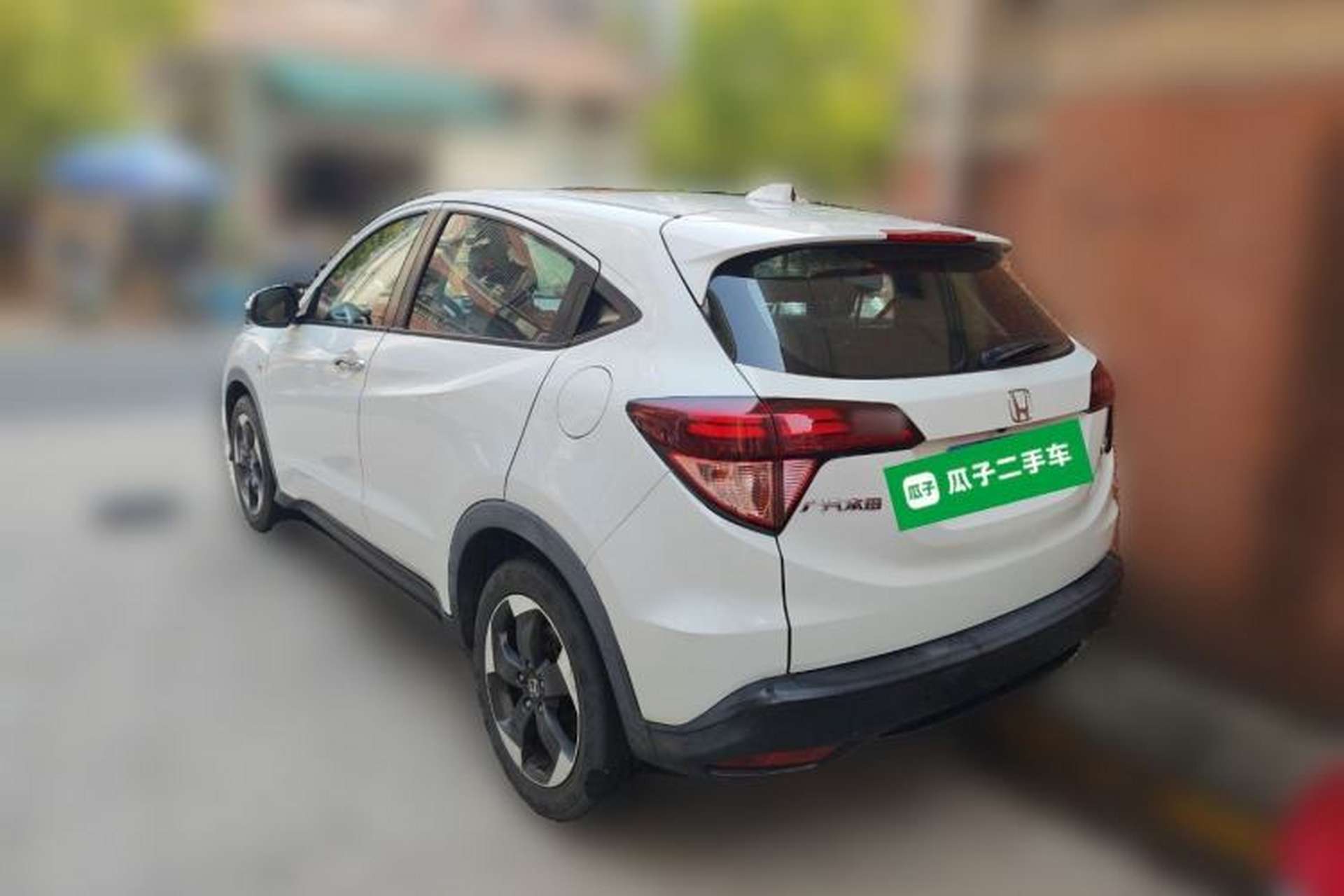 Used Honda Vezel 2017 1.8L CVT Front-Wheel Drive Pioneer Edition Rear Left 45 Deg