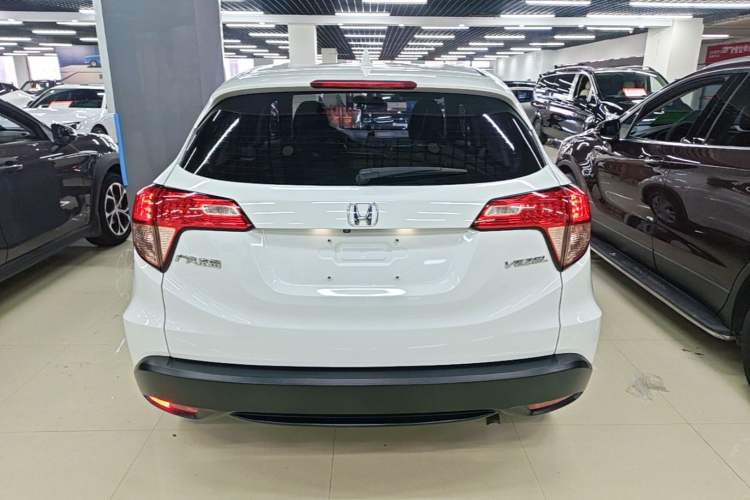 Used Honda Vezel 2017 1.5L CVT 2WD Comfort Model Rear