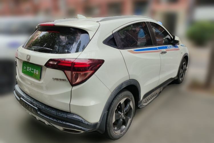 Used Honda Vezel 2017 1.8L CVT Front-Wheel Drive Pioneer Edition Rear Right 45 Deg